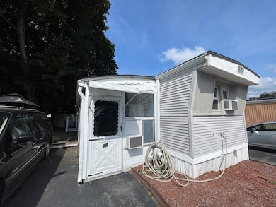 239 Ayer Rd unit 18, Littleton, MA 01460 - photo 2