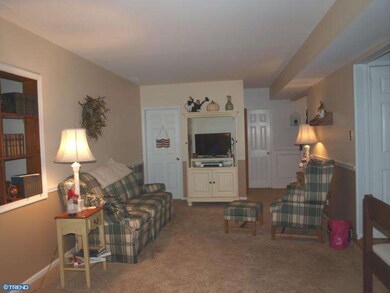 272 Maple Point Dr, Langhorne, PA 19047 - photo 7