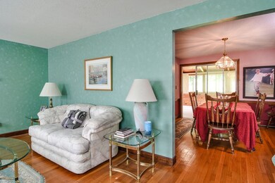 42 Larnis Rd, Framingham, MA 01701 - photo 7