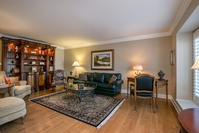 1607 Brestal Ct, Naperville, IL 60565 - photo 4