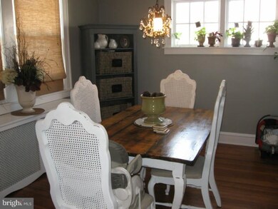 400 Lakeview Dr, Collingswood, NJ 08108 - photo 4