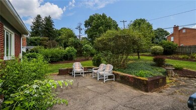 Rear patio with many areas to sit and enjoy the go