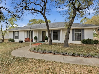 1137 Melissa Dr, Keller, TX 76262 - photo 2