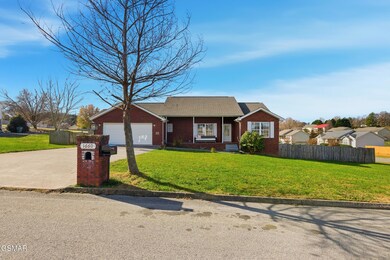 1660 Turtle Dove Trail, Sevierville, TN 37862 - photo 3