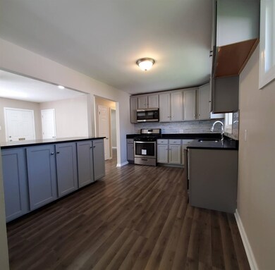 944 E Columbia Ave, Griffith, IN 46319 - photo 7