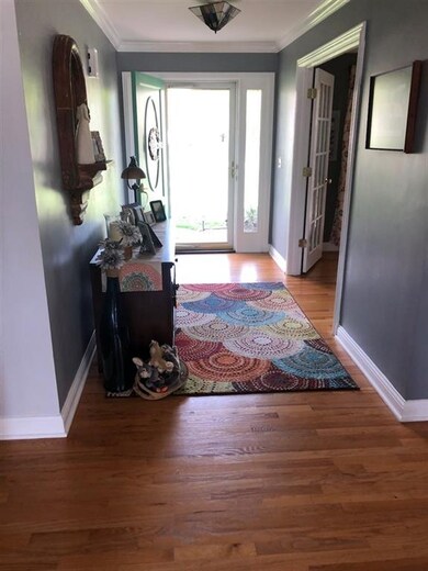 306 Cambridge Grove Cir, Alvaton, KY 42122 - photo 3