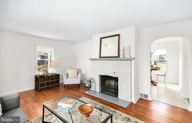 17313 Amber Dr, Hagerstown, MD 21740 - photo 2