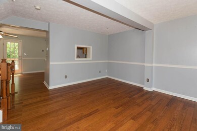 1021 Chestnut Moss Ct, Chestnut Hill Cove, MD 21226 - photo 5