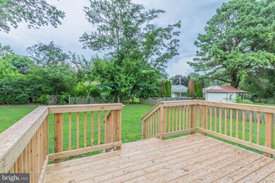 115 W Potomac Dr, Colonial Beach, VA 22443 - photo 6