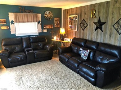 831 Denman Ave, Coshocton, OH 43812 - photo 5