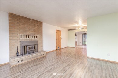 3378 Nebraska St, Longview, WA 98632 - photo 3