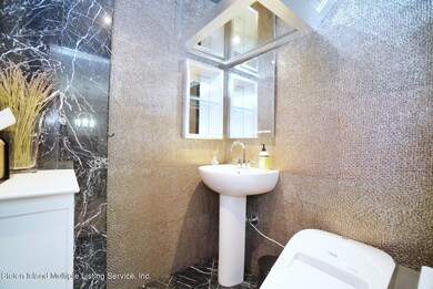 16 Admiralty Loop, Staten Island, NY 10309 - photo 5