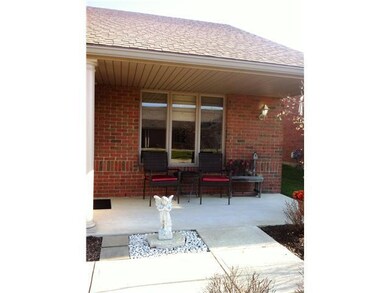 649 Wood Run Dr unit 649, Marysville, OH 43040 - photo 3