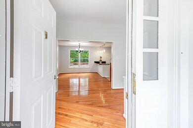 15315 Holly Grove Rd, Silver Spring, MD 20905 - photo 2