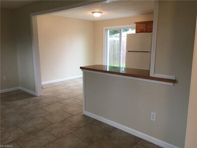 4604 Charleston Ave, Lorain, OH 44055 - photo 5