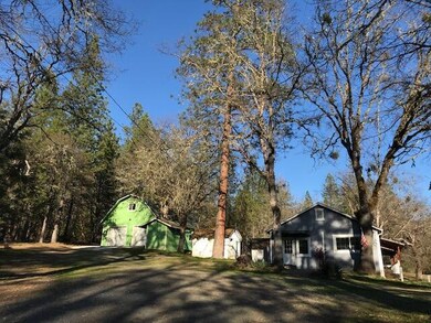 3502 E Evans Creek Rd, Rogue River, OR 97537 - photo 2