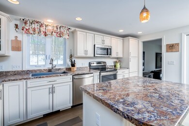 19 Higgins Rd, Chichester, NH 03258 - photo 3