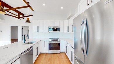 44-46 High St unit 3, Newton, MA 02464 - photo 5