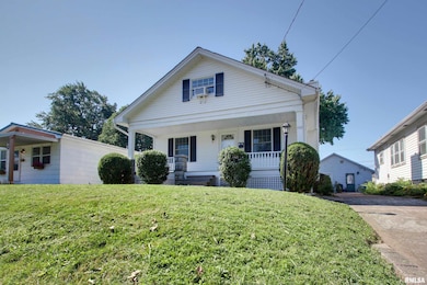 1512 Locust St, Quincy, IL 62301 - photo 2