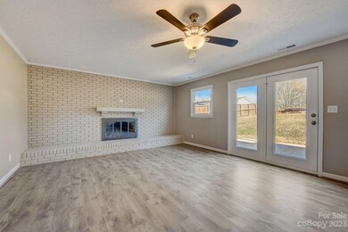 810 Waters St, Shelby, NC 28152 - photo 6