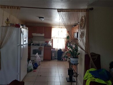 66 Croyland Rd, Providence, RI 02905 - photo 4