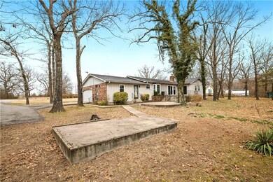 Extra slab to build a small building, dog pen, etc