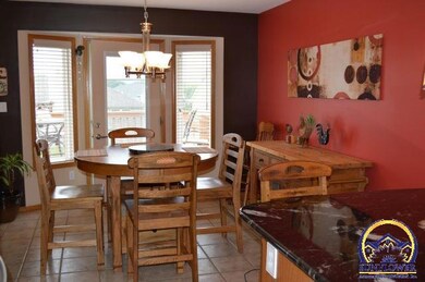 4225 SW Misty Harbor Ave, Topeka, KS 66610 - photo 6