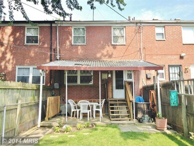 1041 Foxcroft Ln, Essex, MD 21221 - photo 5