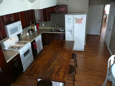 514 Montpelier Ave, Erie, PA 16505 - photo 2