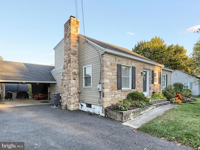 510 Hogestown Rd, Mechanicsburg, PA 17050 - photo 3