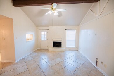 9527 Kingsvalley St, Houston, TX 77075 - photo 5