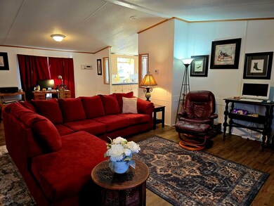 149 Honeysuckle Ln, Fitzgerald, GA 31750 - photo 3