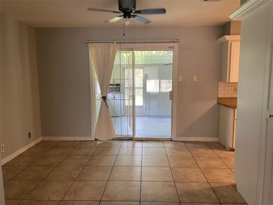 10303 Bretton Dr, Houston, TX 77016 - photo 4