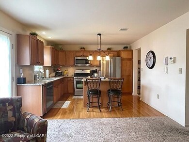 42 N Chestnut Dr, Drums, PA 18222 - photo 6