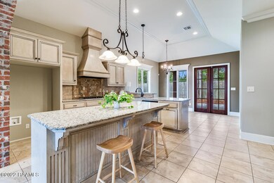 210 La Villa Circle-1