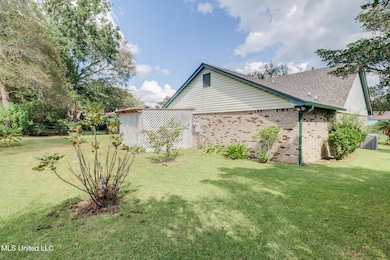 113 Mark Daniel Cir, Ocean Springs, MS 39564 - photo 5