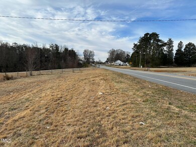 4149 New Walkertown Rd, Winston Salem, NC 27105 - photo 6