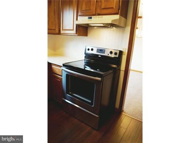 904 Pine Ct, Perkasie, PA 18944 - photo 6