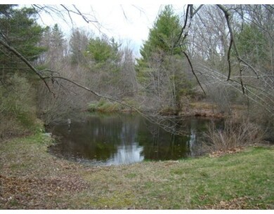 906 Millville Rd, Uxbridge, MA 01569 - photo 4