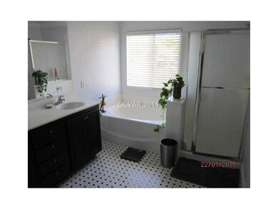 Master Bath/Spa.