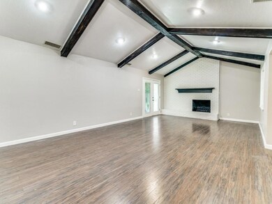 1304 E 9th St, Bonham, TX 75418 - photo 4