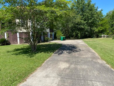 10421 Riverbend Dr, Moss Point, MS 39562 - photo 3