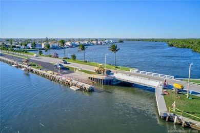 737 Nettles Blvd, Jensen Beach, FL 34957 - photo 6