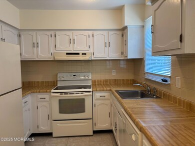 7 Canton Dr unit A, Whiting, NJ 08759 - photo 6