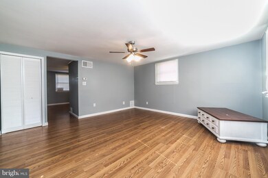 3175 Shiloh Ct, Halethorpe, MD 21227 - photo 4