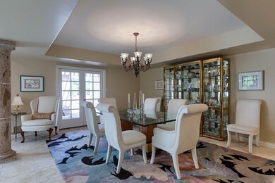 Formal Dining