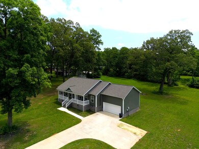 Spacious parking pad! 408 Crouch Rd  Manchester, TN 37355