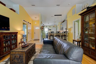 Living - Kitchen 2