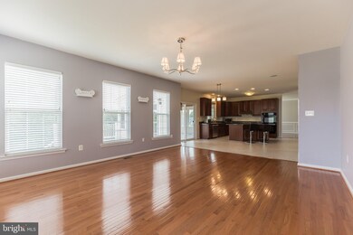 12285 Longleaf Ln, Dunkirk, MD 20754 - photo 5