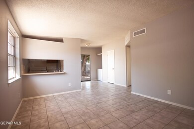 8153 Saint Andrew Ln unit B, El Paso, TX 79907 - photo 2